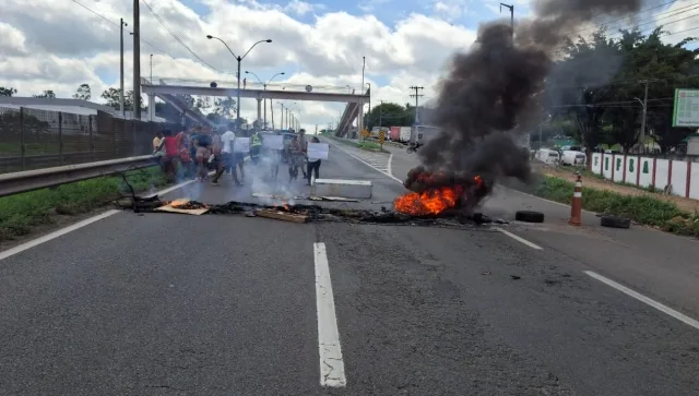 Manifestação na BR-32