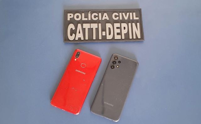 Polícia Civil apreende celulares na casa de mulher investigada por ameaça e stalking