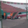 estádio em manutenção