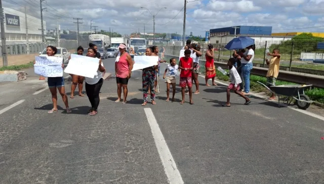 Manifestação na BR-324