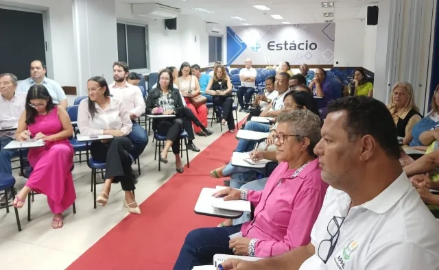 Secretário Rodrigo Matos é empossado como presidente do Conselho Municipal de Saúde