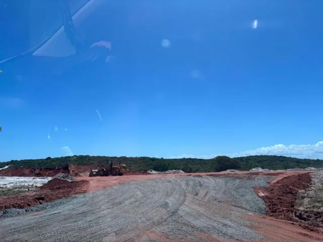 Terraplanagem na Costa do Sauípe para construção do Hot Parque