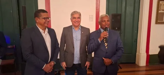 Vereador Jorge Oliveira (PRD), Deputado Zé Neto (PT) e Silvio Dias