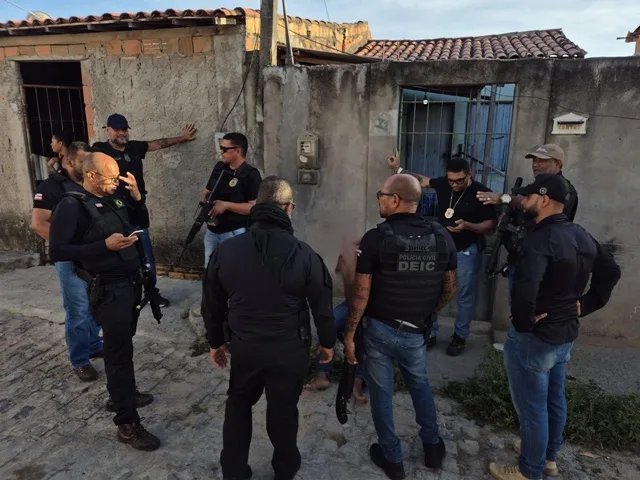 Equipe da Polícia Civil