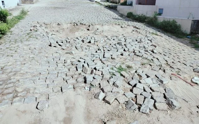 Transversal da Rua Liomar Ferreira com o loteamento Maria Angélica no bairro Gabriela