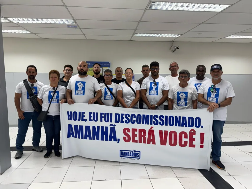 Sindicato dos Bancários protesta contra retirada de caixas presenciais no Banco do Brasil