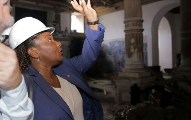 Ministra da Cultura Margareth Menezes visita Igreja de São Franscisco de Assis, no Pelourinho, que teve o teto desabado.