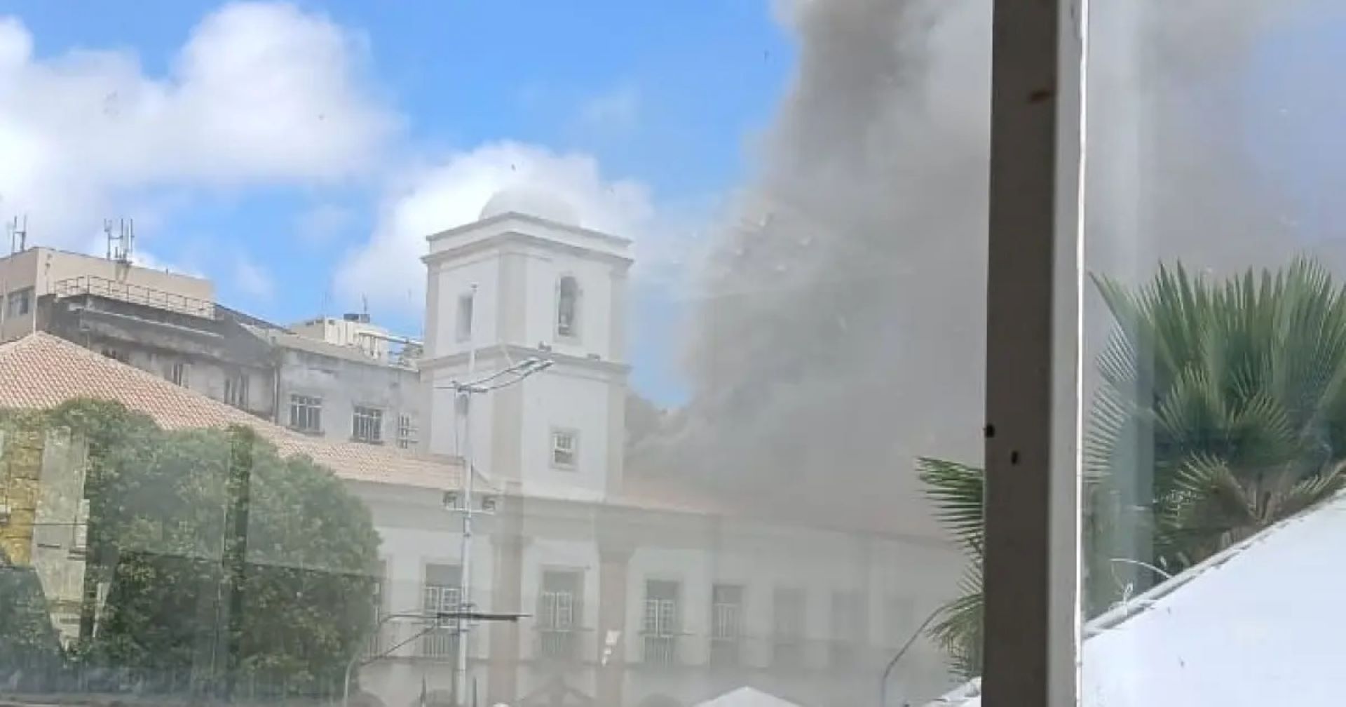 incêndio câmara Salvador