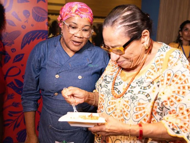 Cristina Freitas e Licia Fabio 