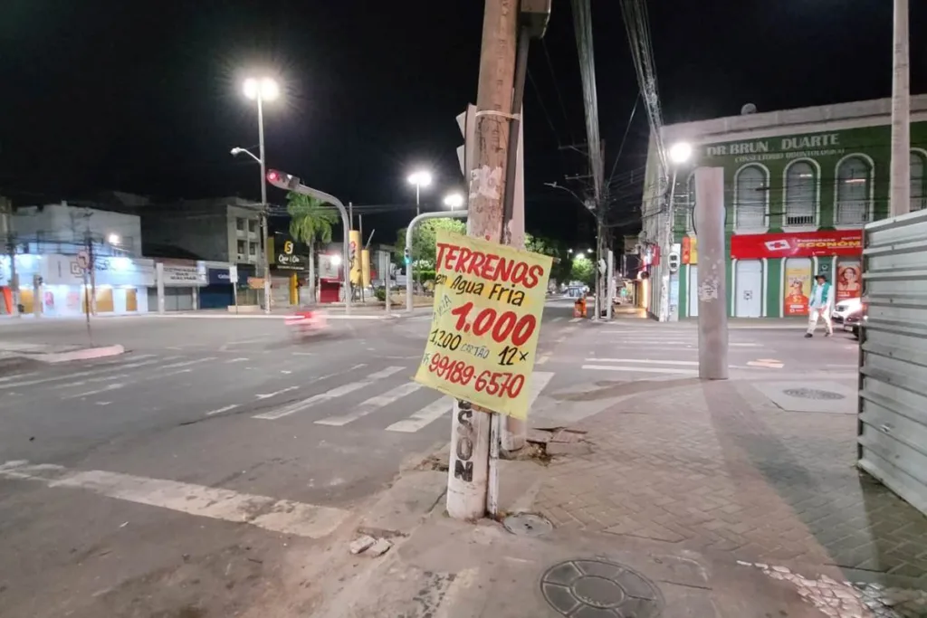 Remoção de Peças Publicitárias