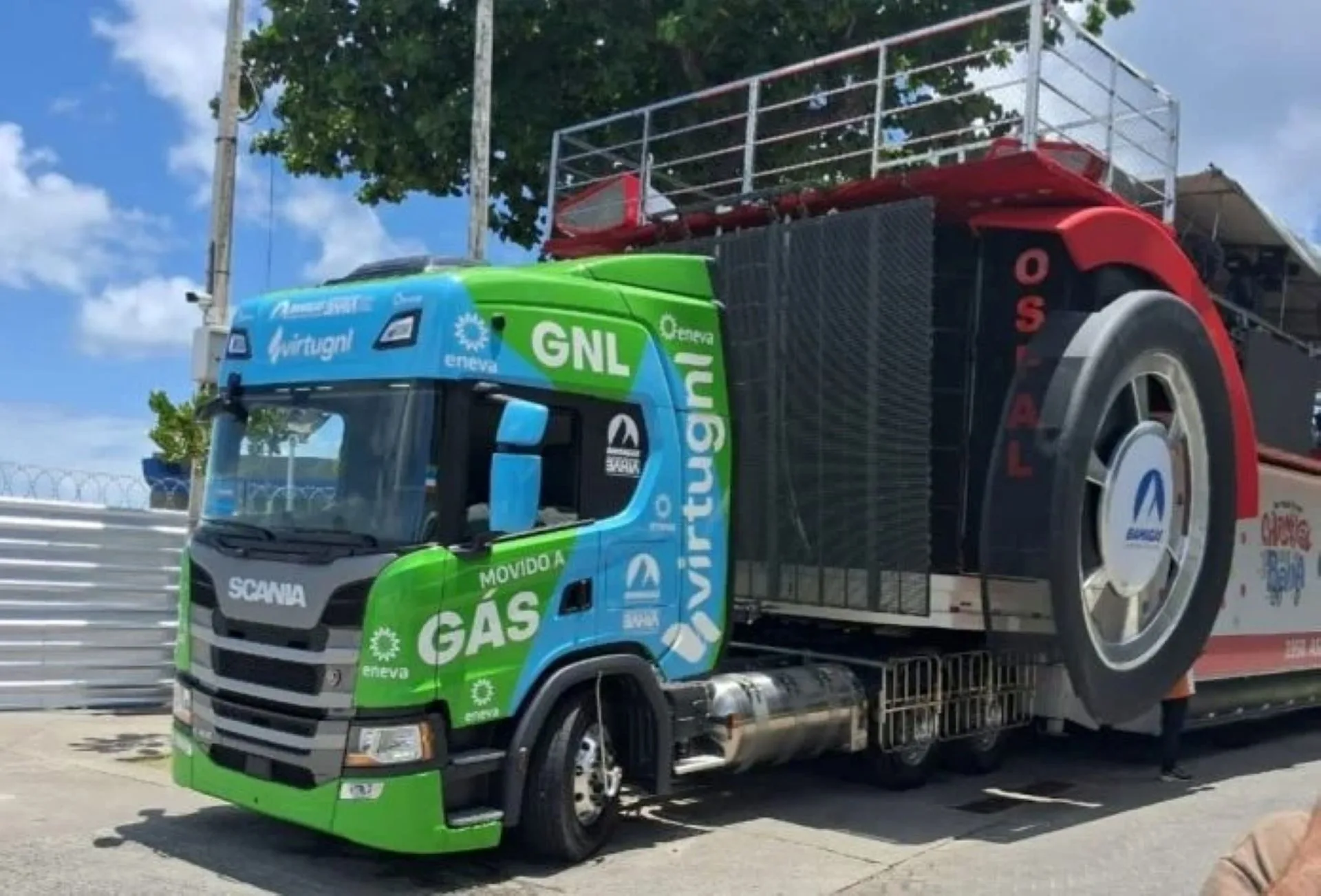 Trio elétrico de Armandino e Irmãos Macedo no Carnaval de Salvador será movido a gás natural