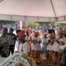 Encontro reúne pessoas e grupos de matriz africana em praça de Feira de Santana