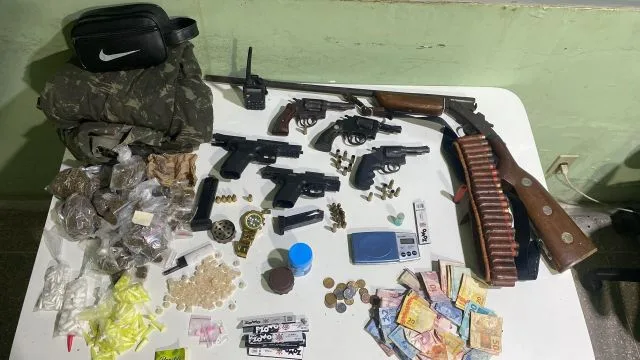 Seis homens morrem em confronto com a polícia em Terra Nova; drogas e armas foram apreendidas