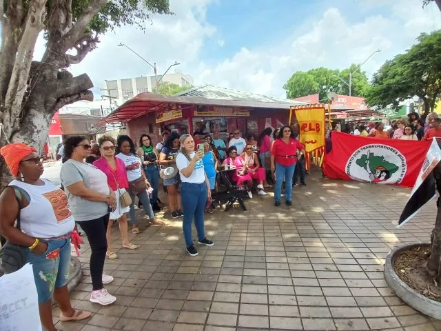 Evento do Dia Internacional da Mulher em Feira de Santana