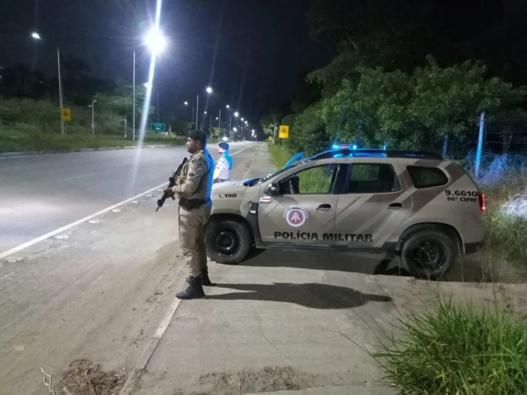 Polícia Militar na Noide Cerqueira