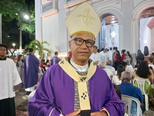 Arcebispo metropolitano de Feira de Santana Dom Zanoni de Castro foto Ney Silva Acorda Cidade