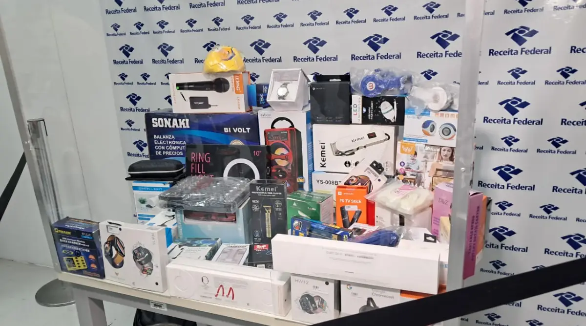 Receita Federal de Feira de Santana doa mais de meio milhão em mercadorias