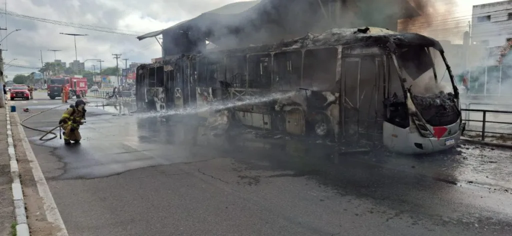 Incêndio em Ônibus