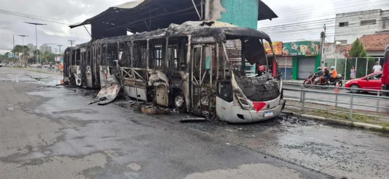 Incêndio em Ônibus