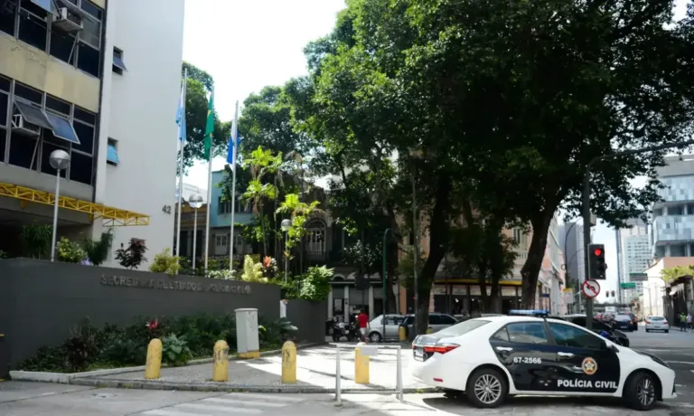 fachada_da_secretaria_de_estado_da_policia_civil_no_centro_do_rio_de_janeiro