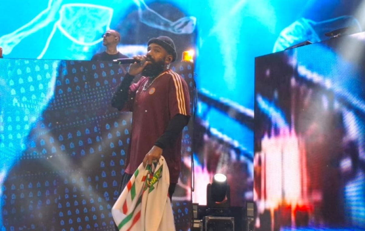 Russo Passapusso BaianaSystem em Feira de Santana