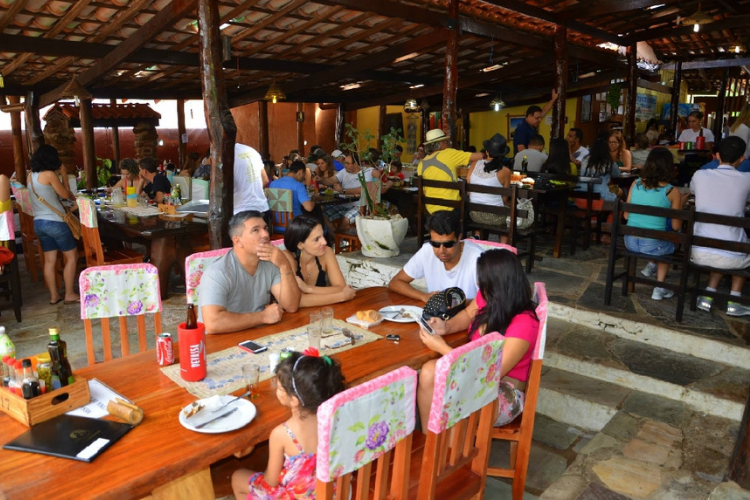 Bares e restaurantes