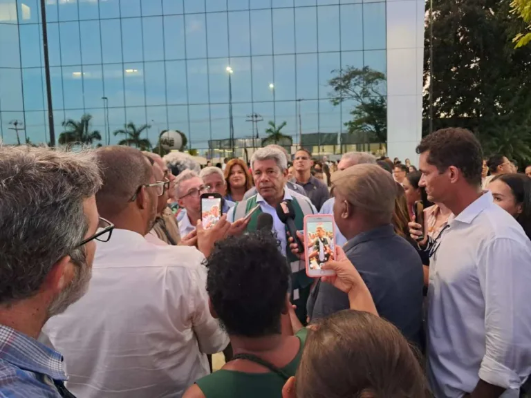 Governador anuncia investimentos de R$ 40 milhões em reforma para o Hospital Clériston Andrade