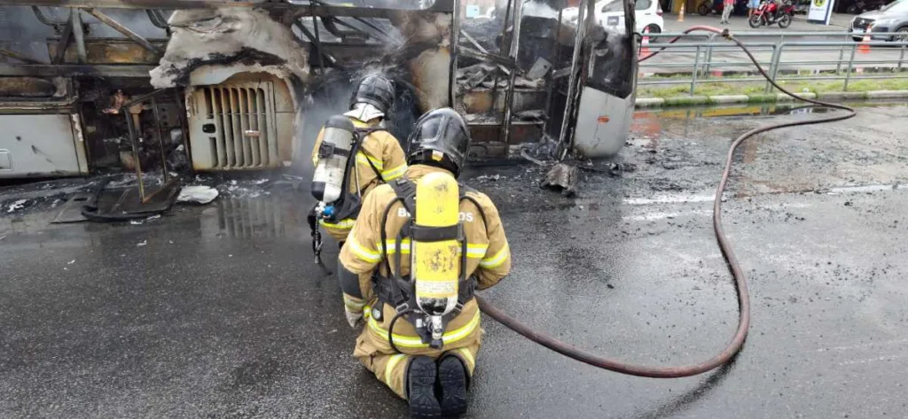 Incêndio em Ônibus