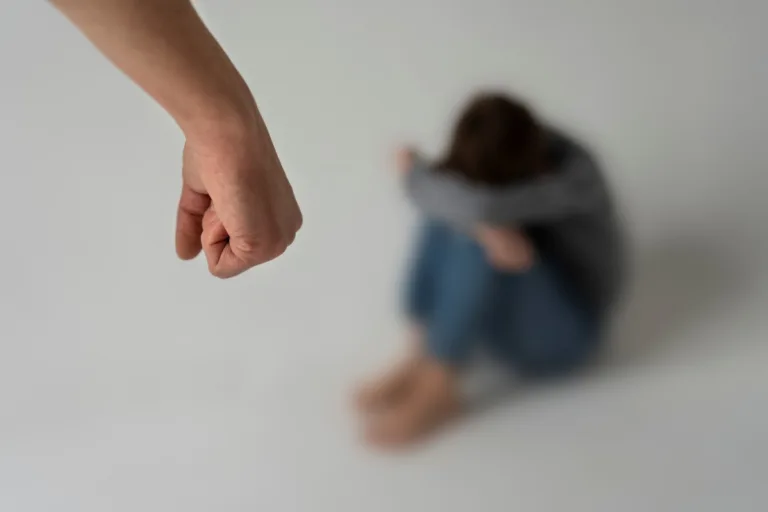 Registro de estupros de crianças e adolescentes cresce no Brasil