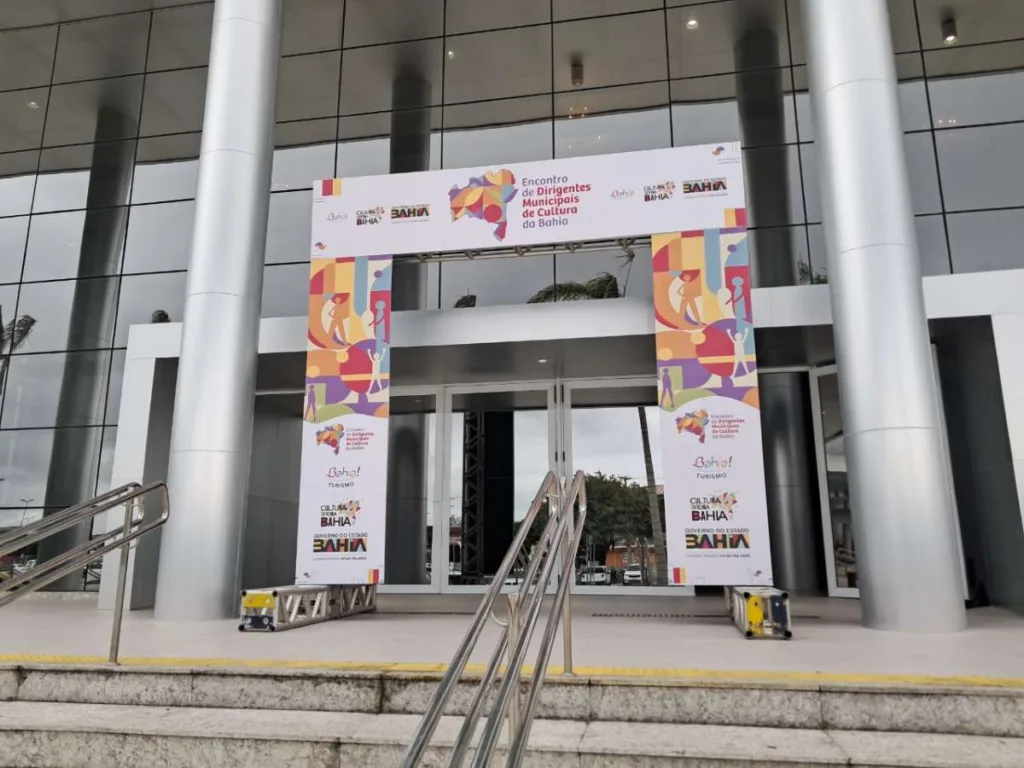 Dirigentes municipais discutem em Feira de Santana o fortalecimento da cultura na Bahia
