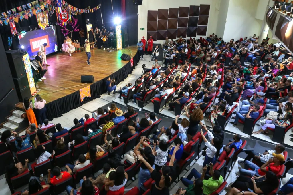 Programação completa do São João de Santo Antônio de Jesus 2025 grade