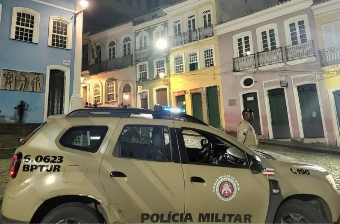 Salvador - Polícia militar no pelourinho