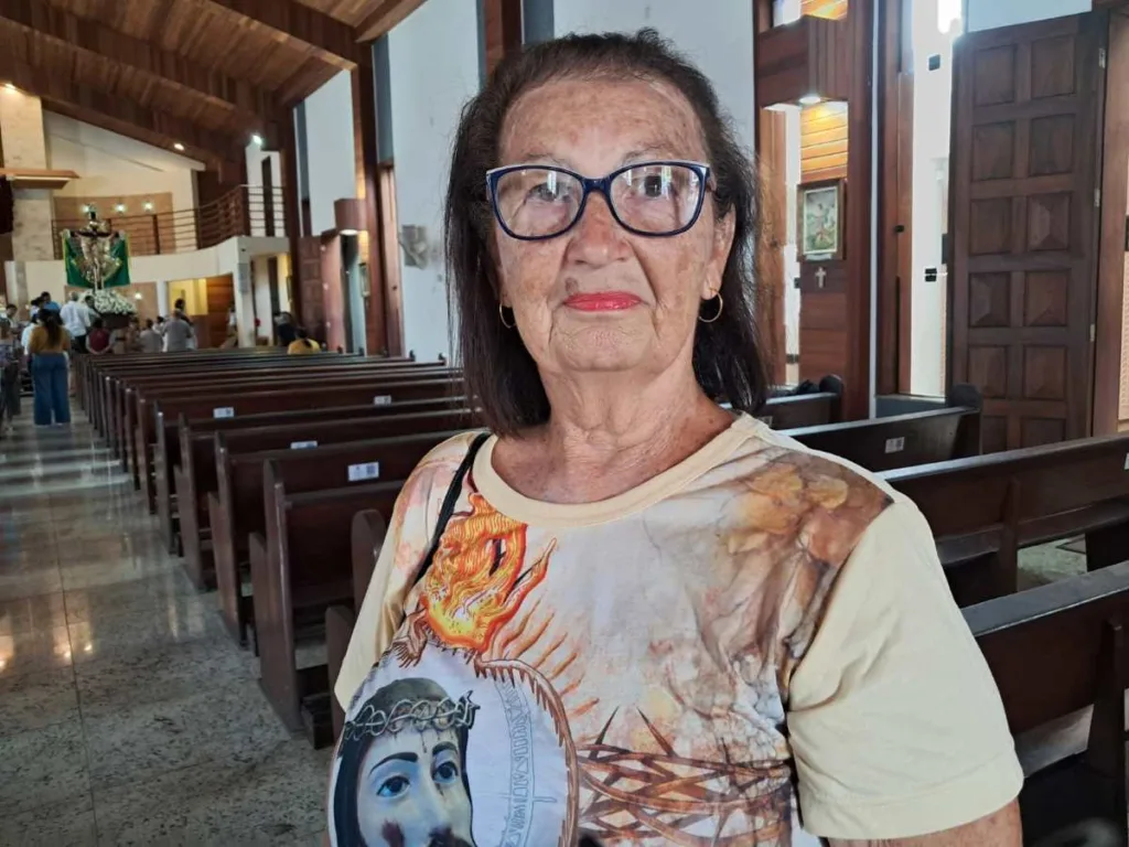 Fátima Galdino - Missa da visita da Imagem Peregrina do Senhor do Bonfim em Feira de Santana (Alto do Cruzeiro)