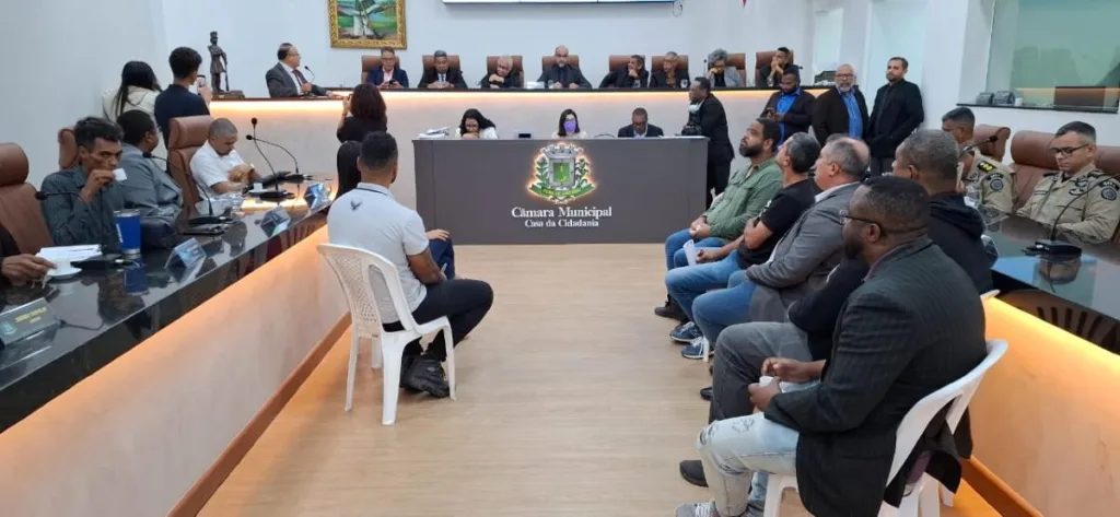Debate deve ser mais amplo, avalia vereador sobre mudança de data da Micareta durante audiência pública