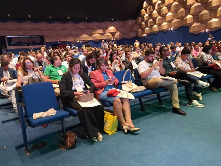 Dirigentes municipais discutem em Feira de Santana o fortalecimento da cultura na Bahia
