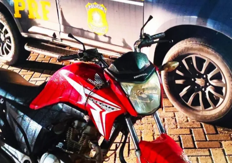 Após acidente, moto roubada em 2018 é recuperada pela PRF em Conceição do Jacuípe (BA)