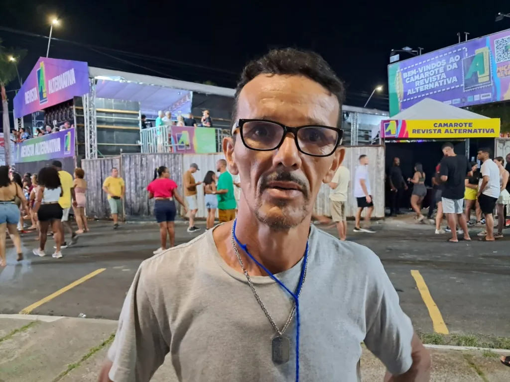 Antônio Marcos, integrante de um grupo de Samba de Roda