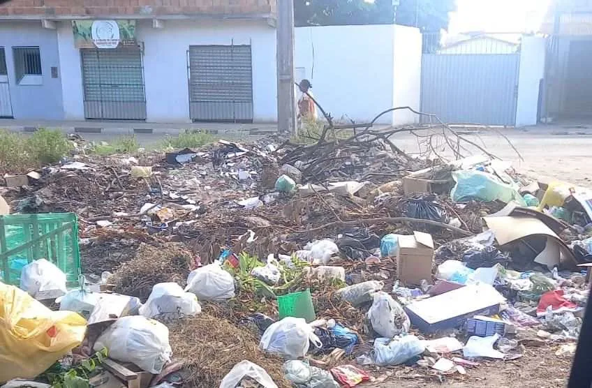 Praça suja