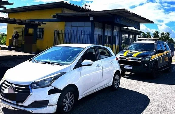 PRF: Homem compra carro roubado em feirão de Salvador e é detido na BR-101