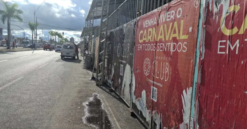Desmontagem das estruturas da Micareta deve ser finalizada em três semanas