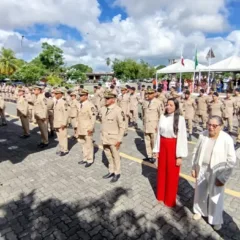 Cristiane França recebe honraria da PMBA-2