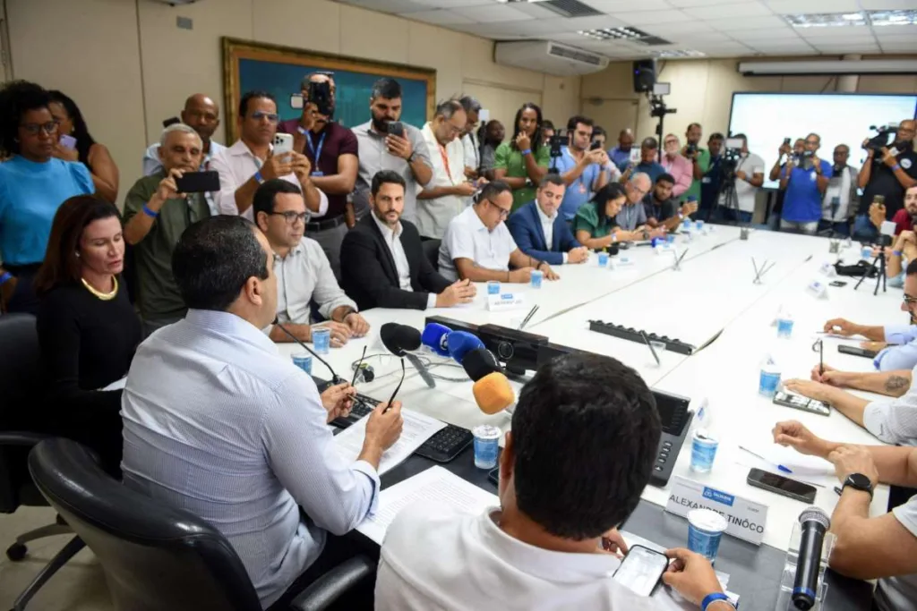 Coletiva Bruno Reis reajuste magistério Salvador