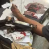 Homem com mão presa em macaco mecânico é socorrido por bombeiros