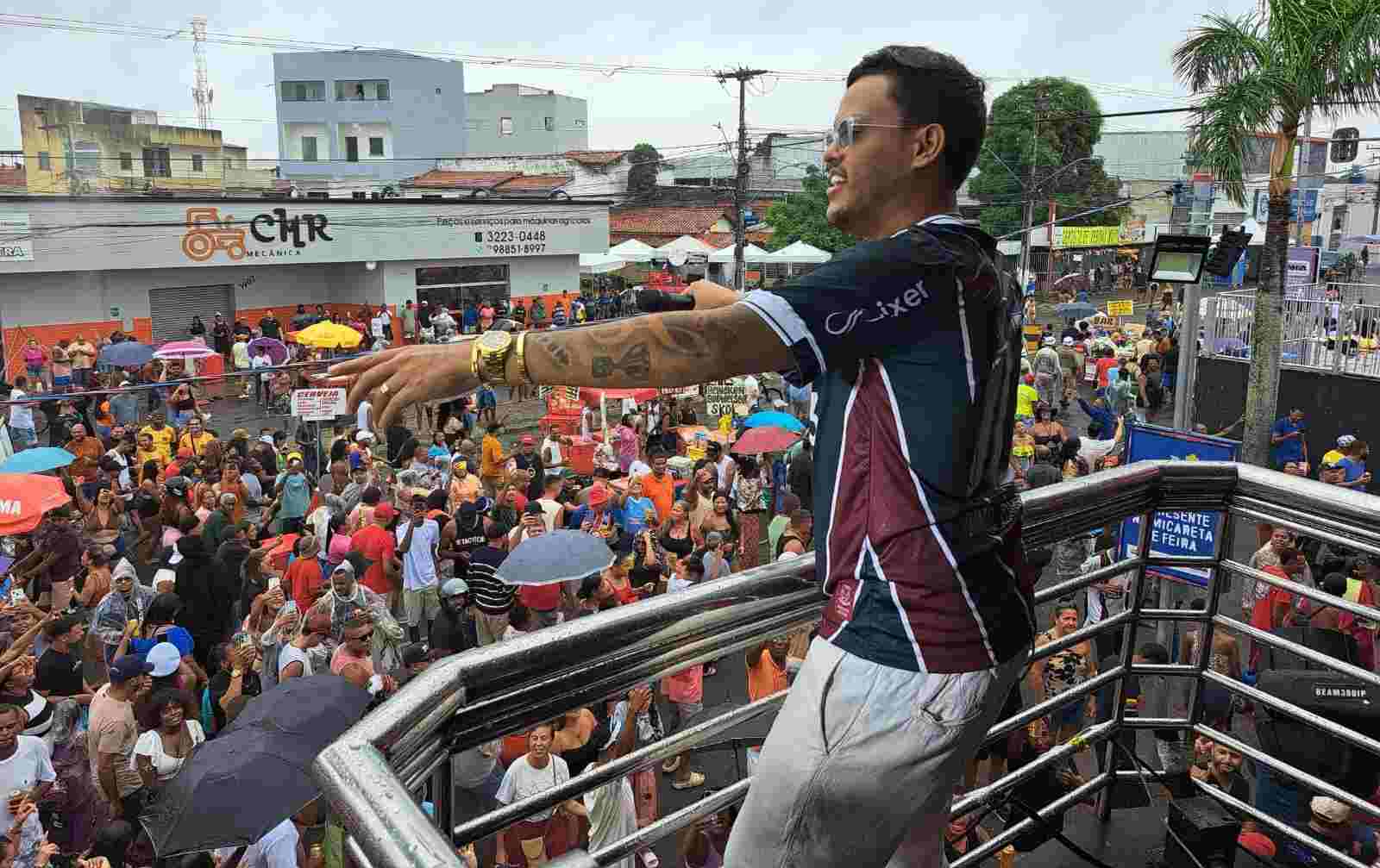 Thiago Aquino no Arrastão da Micareta 2025