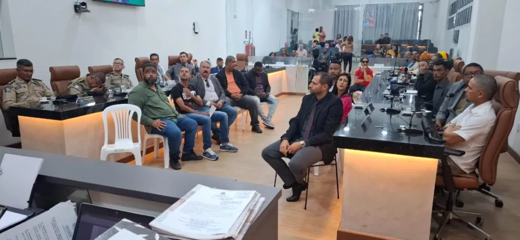 Debate deve ser mais amplo, avalia vereador sobre mudança de data da Micareta durante audiência pública