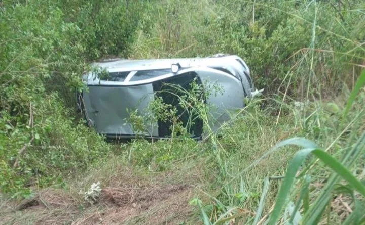 Professora morre vítima de acidente entre carro e moto na BA-026 Professora morre vítima de acidente entre carro e moto na BA-026