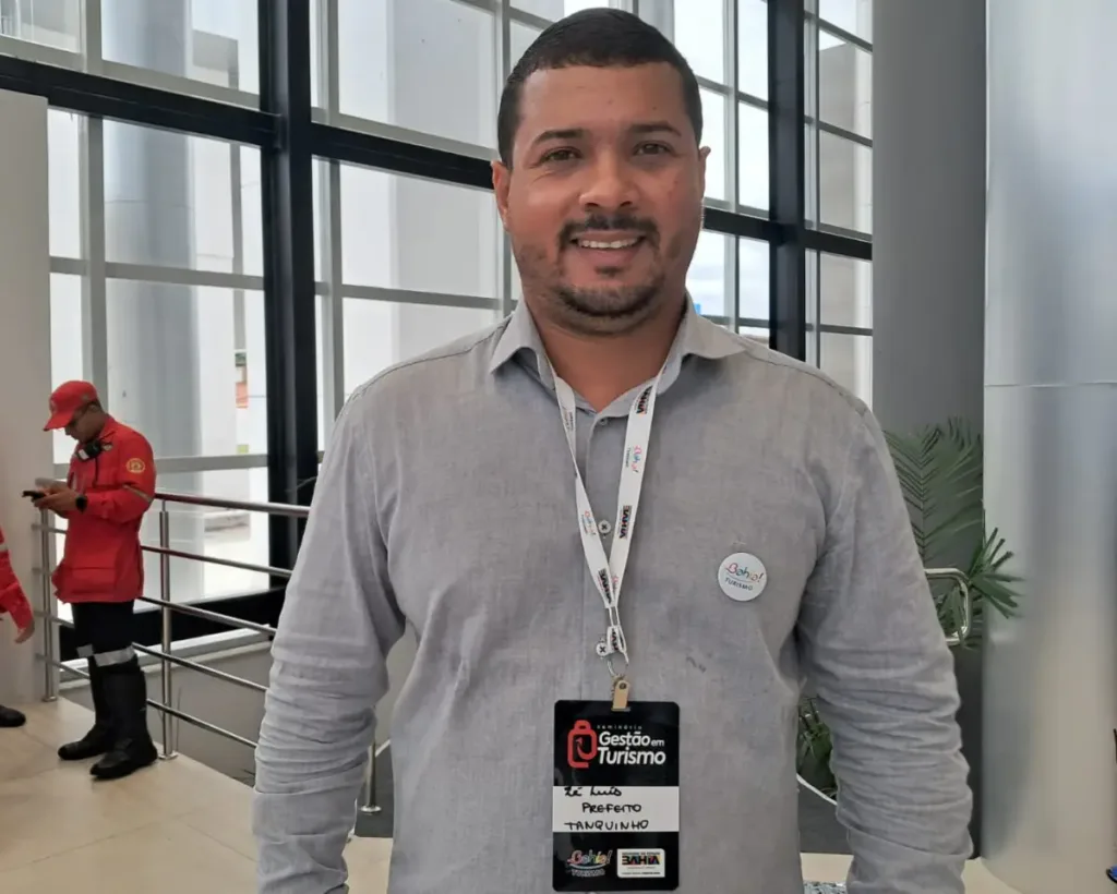 Seminário sobre turismo no centro de Convenções de Feira