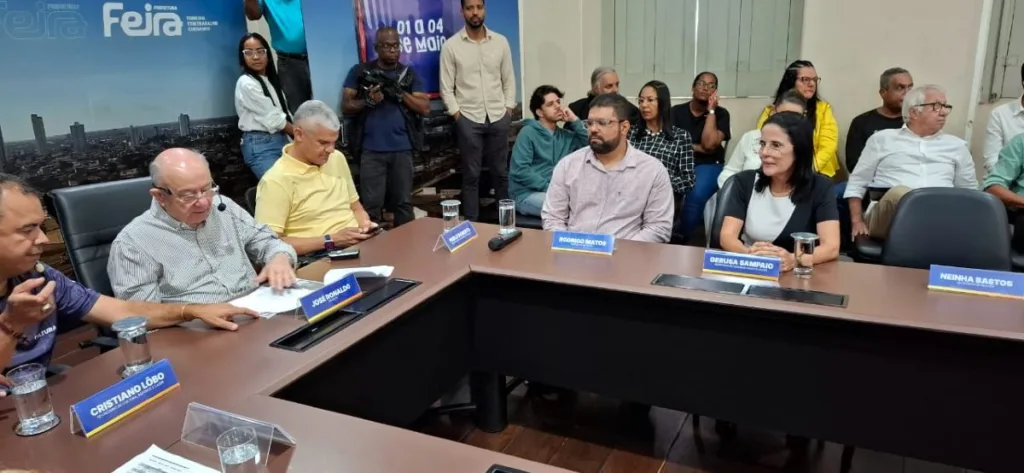 Coletiva de Imprensa