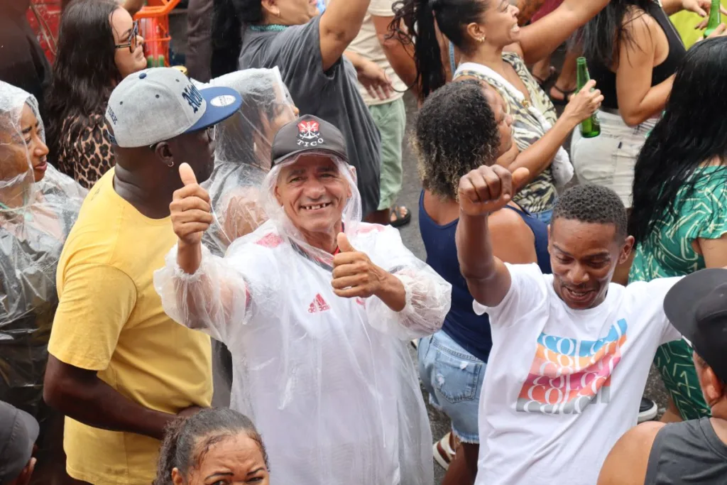 Arrastão da Micareta de Feira 2025 com Thiago Aquino e Timbalada