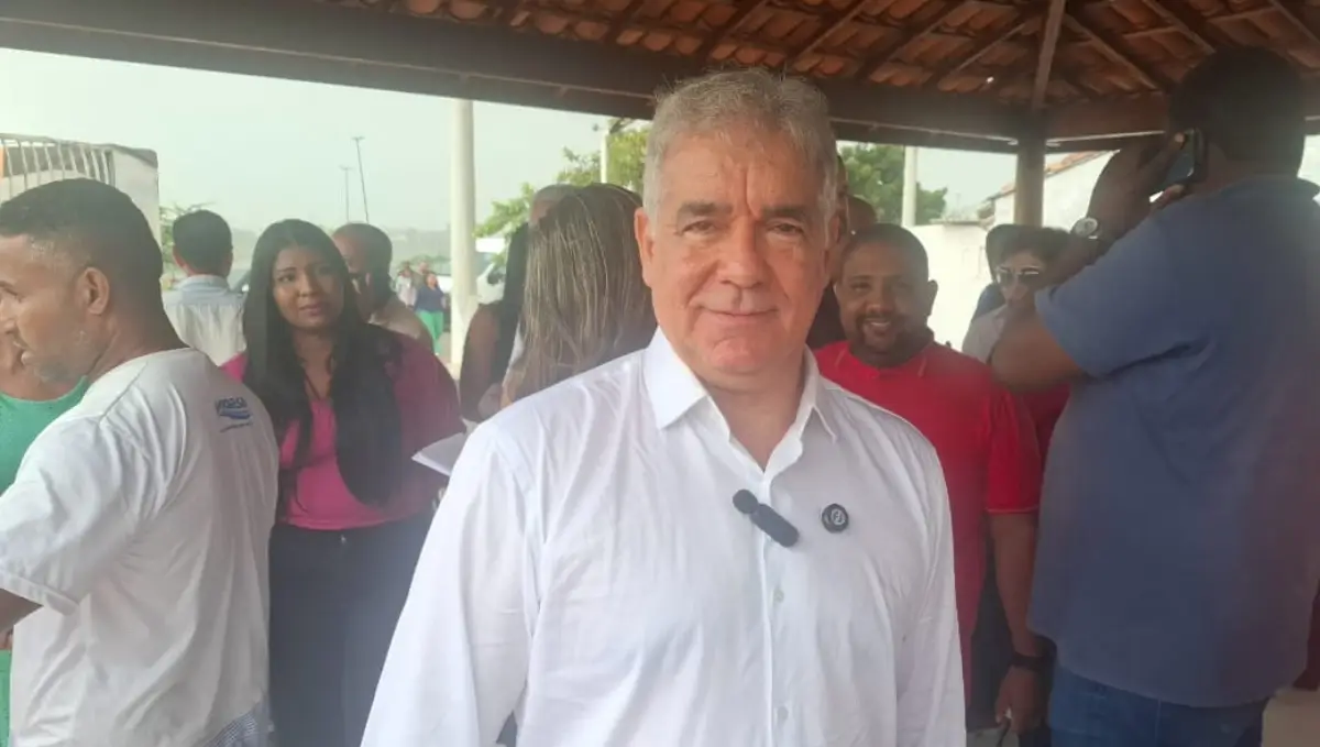 Entrega de praça na Lagoa Grande